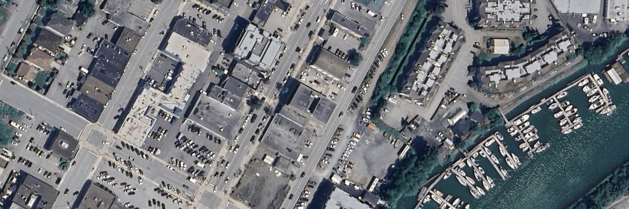 Cleveland Courtyard building photo