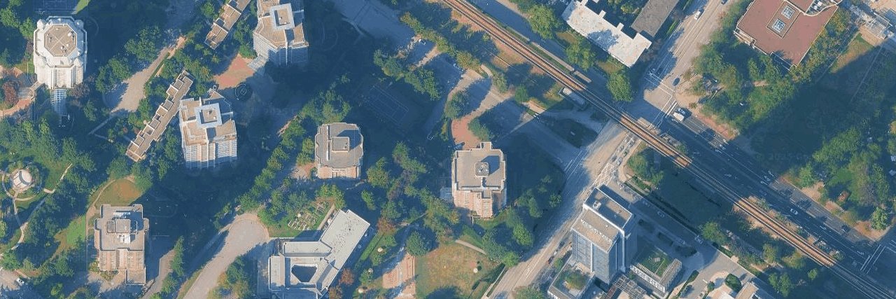 Carlton On The Park building photo