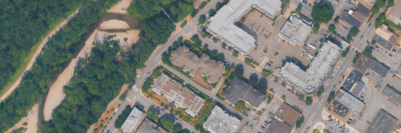 The Maples At Creekside building photo